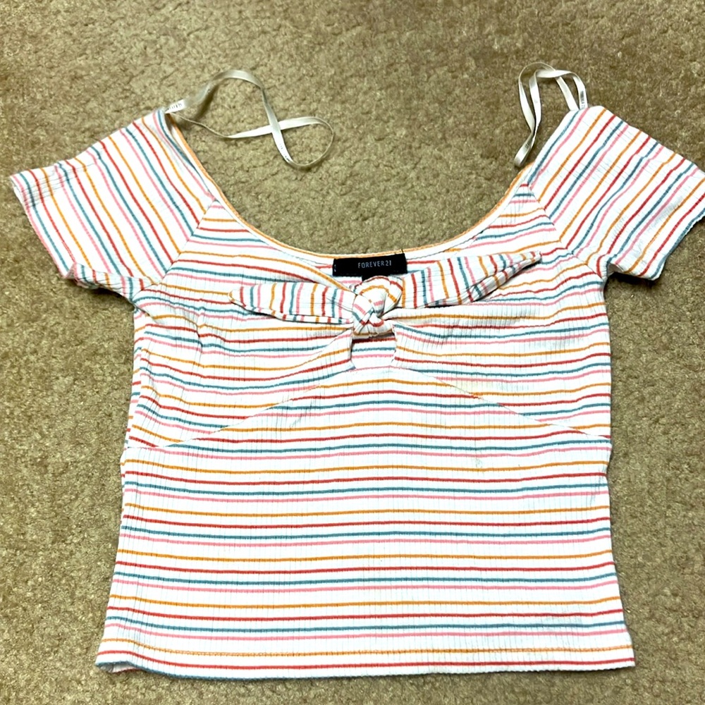 Women’s Forever 21 Crop Top Size Small